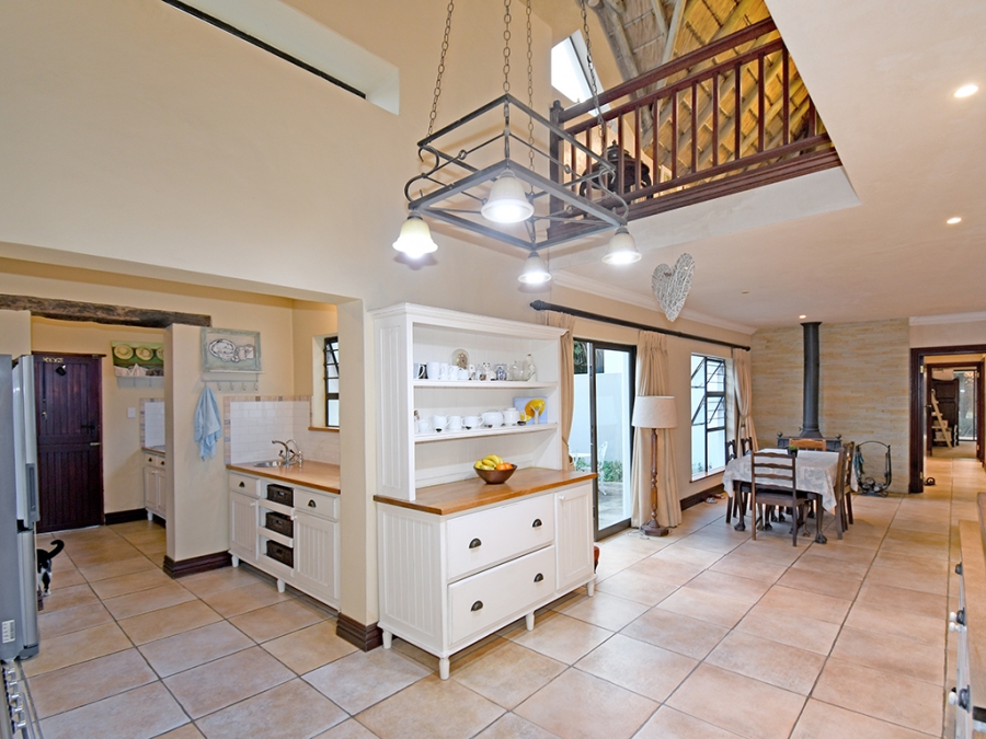 7 Bedroom Property for Sale in Sandhurst Gauteng