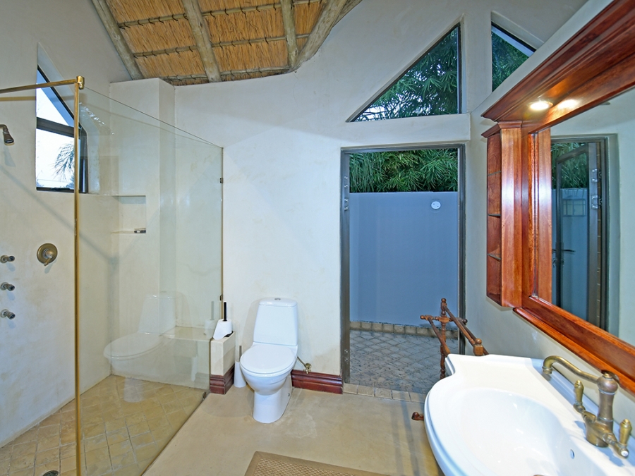 7 Bedroom Property for Sale in Sandhurst Gauteng