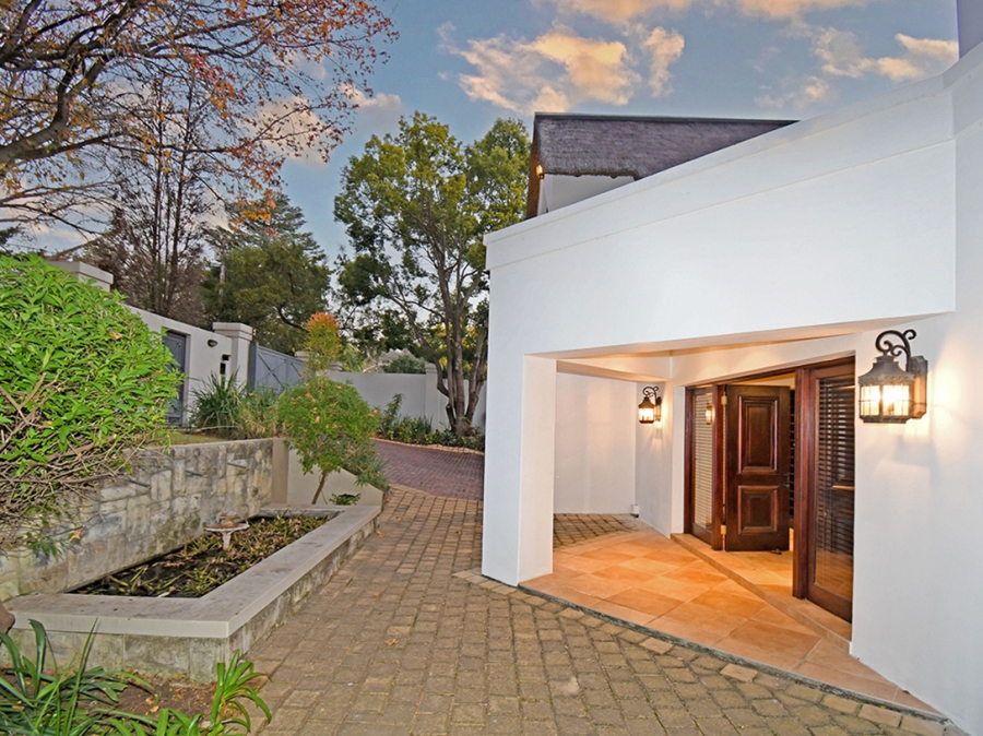 7 Bedroom Property for Sale in Sandhurst Gauteng