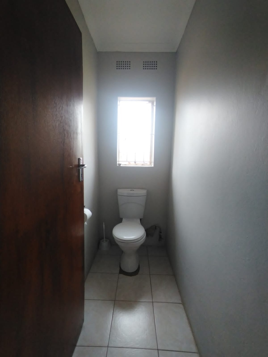 3 Bedroom Property for Sale in Toekomsrus Gauteng