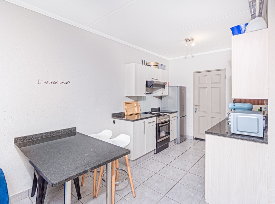 1 Bedroom Property for Sale in Beverley Gauteng