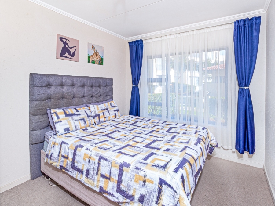 1 Bedroom Property for Sale in Beverley Gauteng