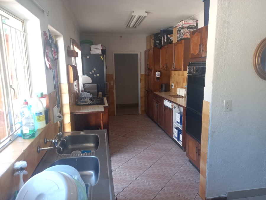 4 Bedroom Property for Sale in Noordwyk Gauteng