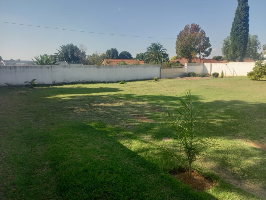 4 Bedroom Property for Sale in Noordwyk Gauteng