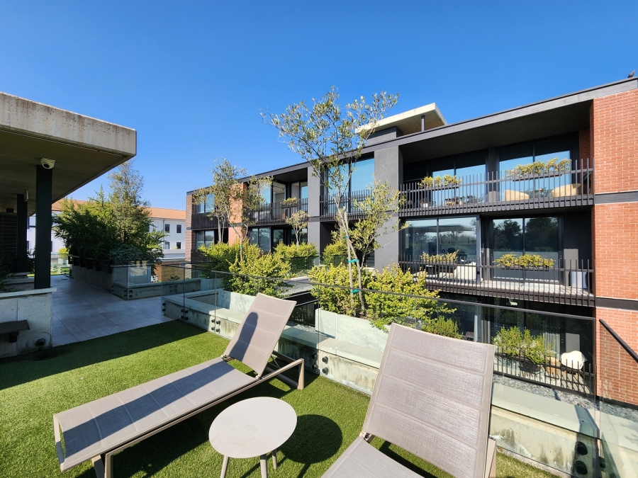 2 Bedroom Property for Sale in Nieuw Muckleneuk Gauteng