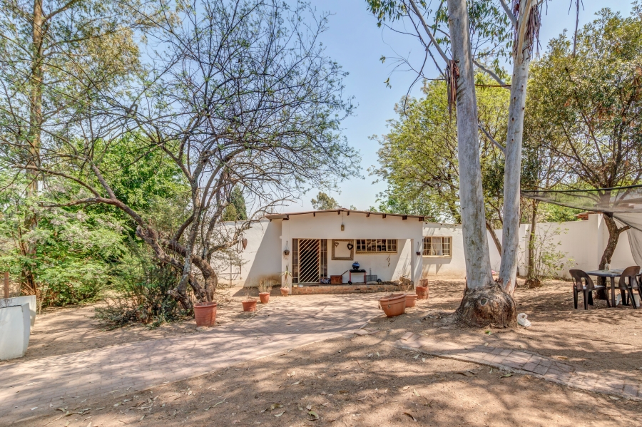 14 Bedroom Property for Sale in Chartwell Gauteng