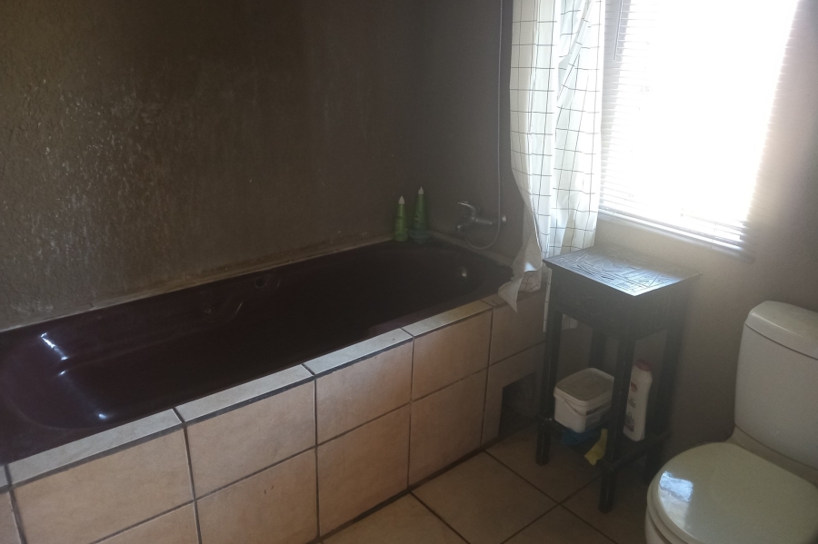 0 Bedroom Property for Sale in Tedderfield A H Gauteng