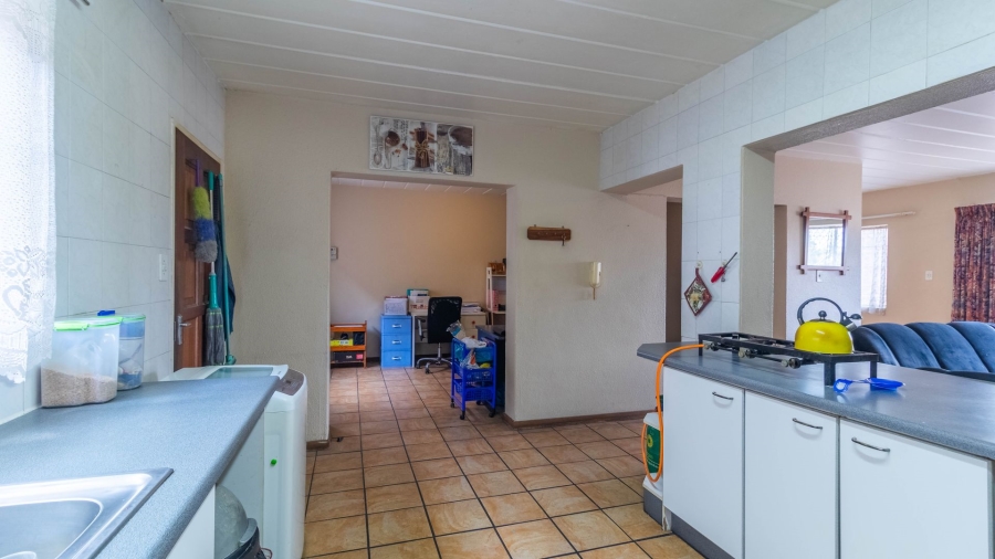 2 Bedroom Property for Sale in South Crest Gauteng