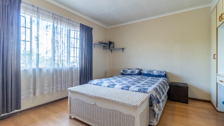 2 Bedroom Property for Sale in South Crest Gauteng