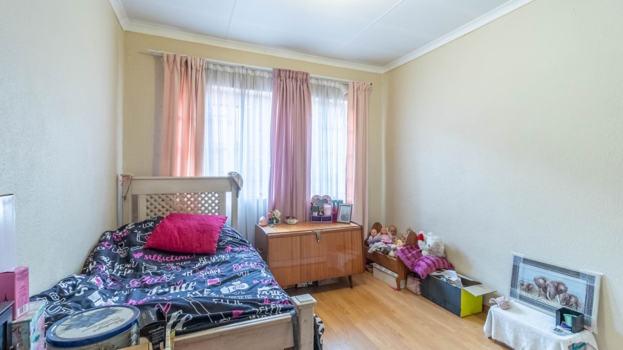 2 Bedroom Property for Sale in South Crest Gauteng
