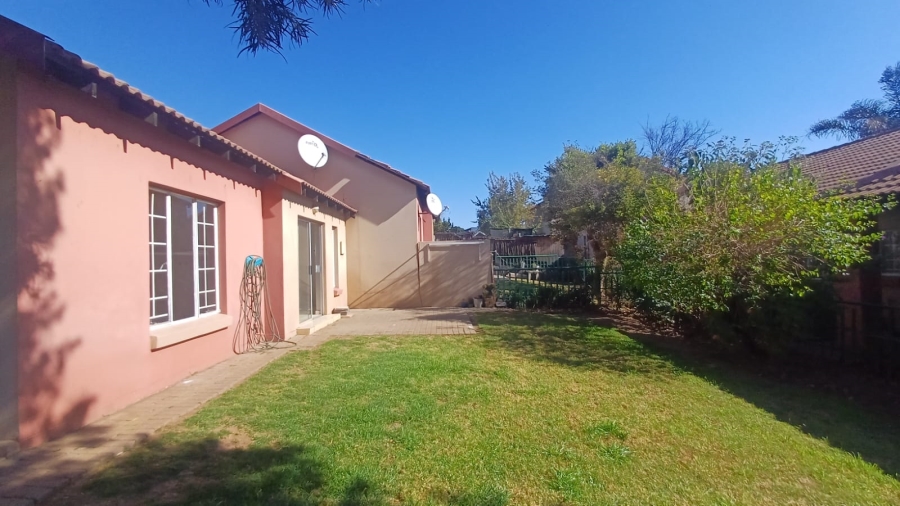 To Let 2 Bedroom Property for Rent in Illiondale Gauteng