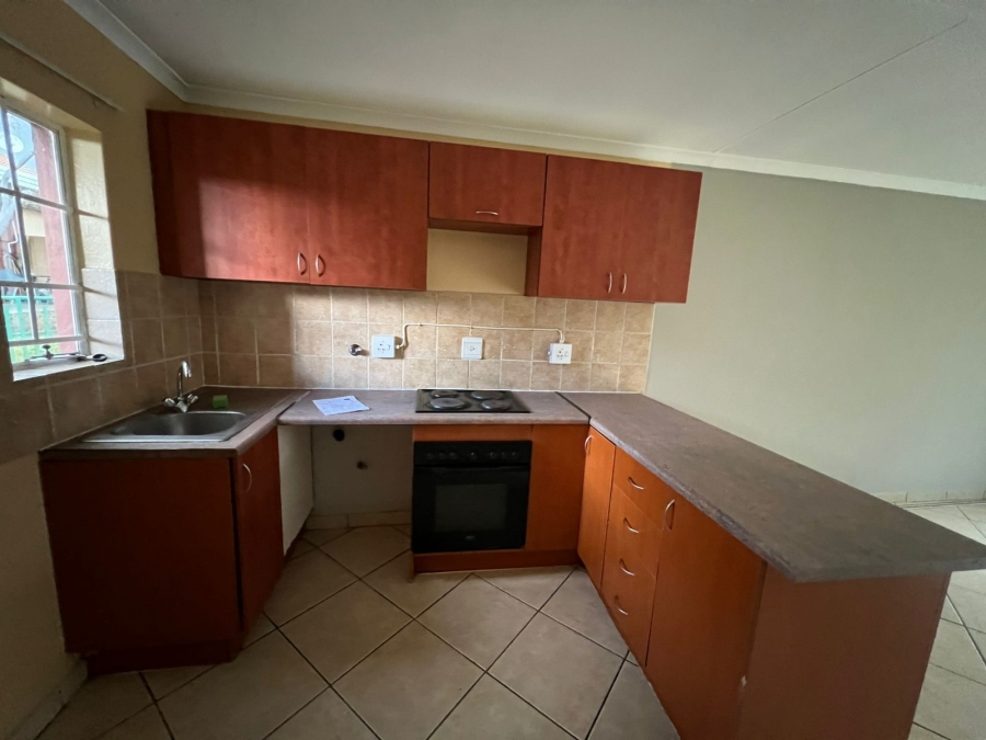 To Let 2 Bedroom Property for Rent in Illiondale Gauteng