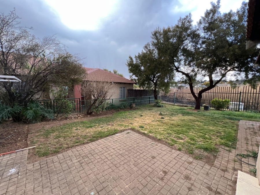 To Let 2 Bedroom Property for Rent in Illiondale Gauteng