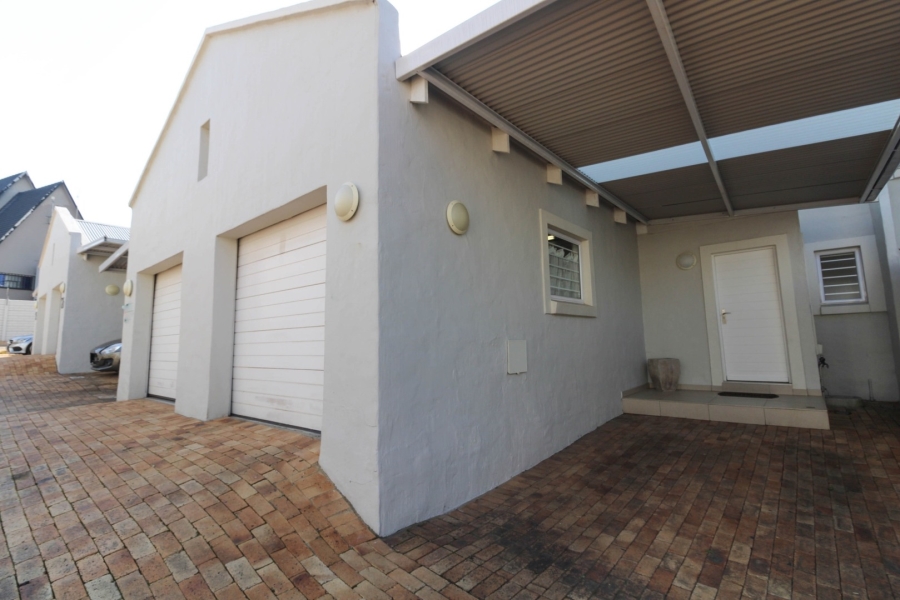 3 Bedroom Property for Sale in Bryanston Gauteng