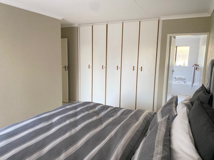 3 Bedroom Property for Sale in Sunninghill Gauteng