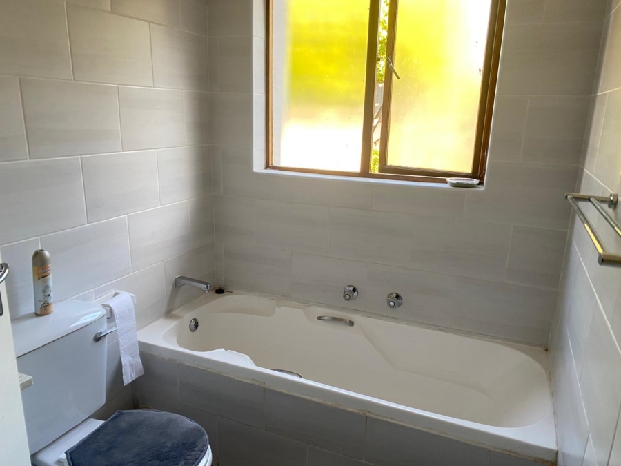 3 Bedroom Property for Sale in Sunninghill Gauteng