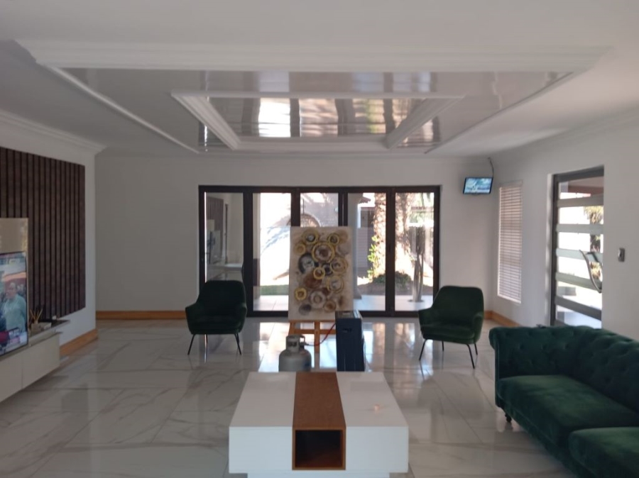 4 Bedroom Property for Sale in Brackenhurst Gauteng