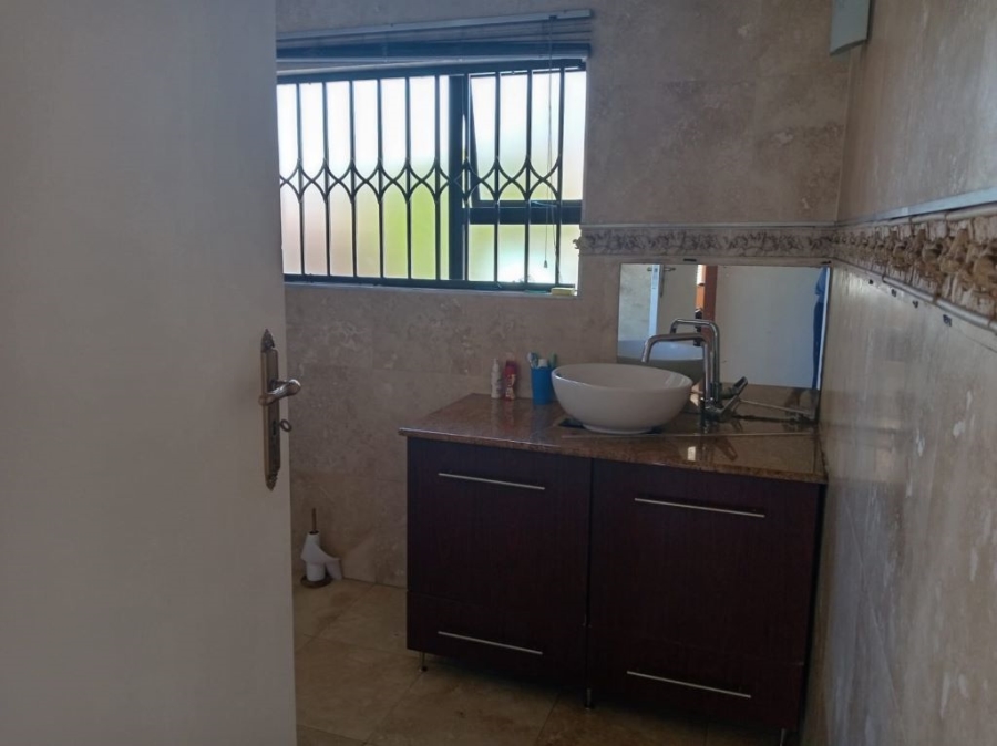 4 Bedroom Property for Sale in Brackenhurst Gauteng