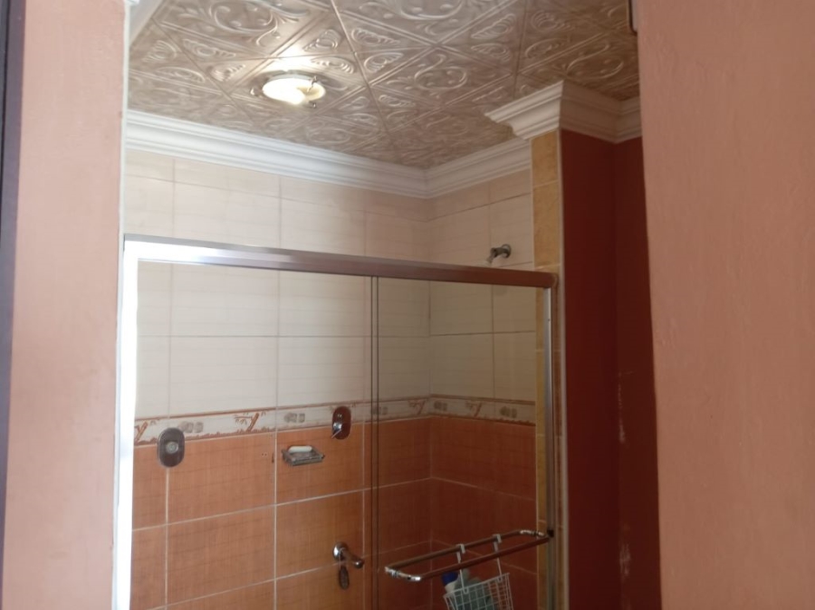 4 Bedroom Property for Sale in Brackenhurst Gauteng