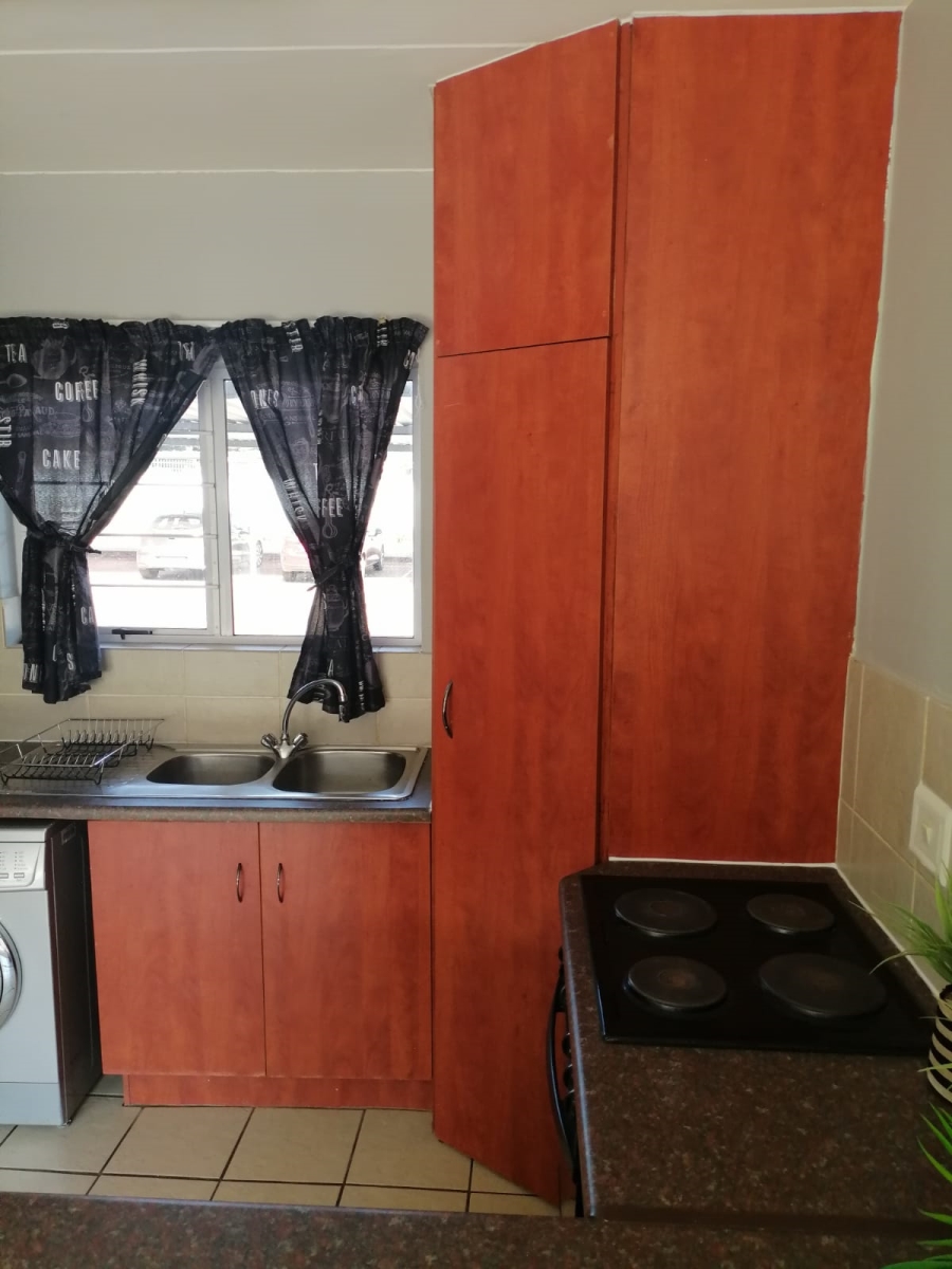 1 Bedroom Property for Sale in Sinoville Gauteng