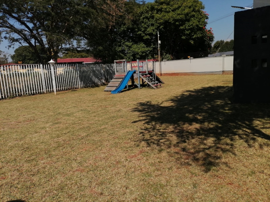 1 Bedroom Property for Sale in Sinoville Gauteng