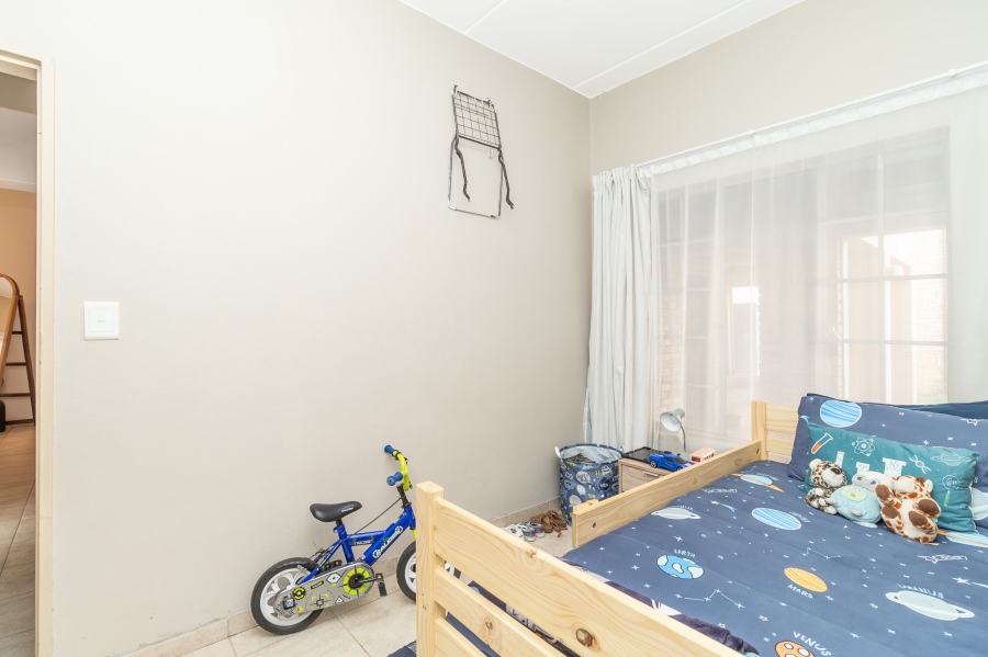 2 Bedroom Property for Sale in North Riding Gauteng