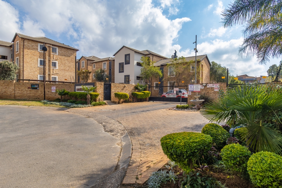2 Bedroom Property for Sale in North Riding Gauteng