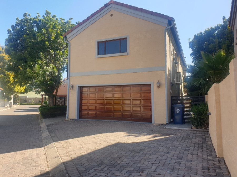 To Let 3 Bedroom Property for Rent in Equestria Gauteng
