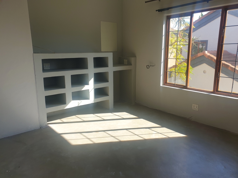 To Let 3 Bedroom Property for Rent in Equestria Gauteng