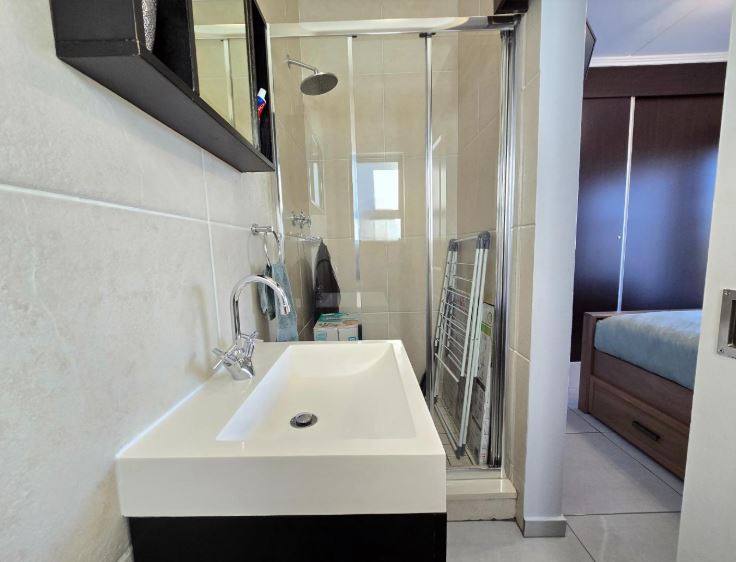 2 Bedroom Property for Sale in Bassonia Gauteng
