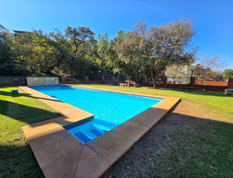 2 Bedroom Property for Sale in Bassonia Gauteng