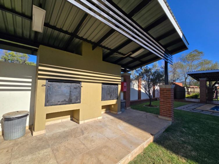 2 Bedroom Property for Sale in Bassonia Gauteng