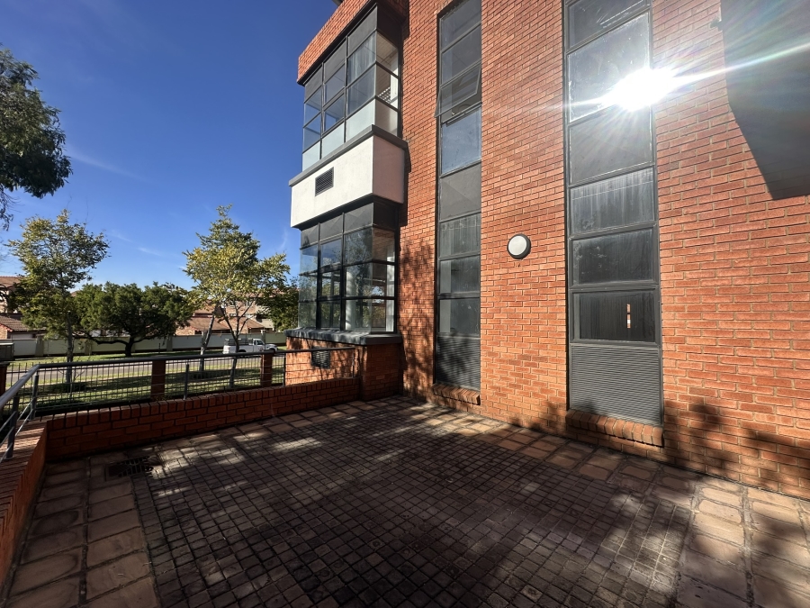 To Let commercial Property for Rent in Eco Park Gauteng
