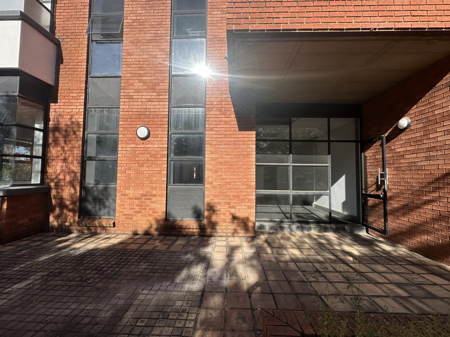 To Let commercial Property for Rent in Eco Park Gauteng