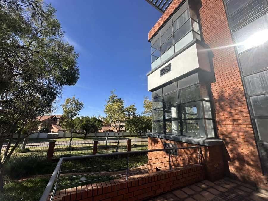 To Let commercial Property for Rent in Eco Park Gauteng