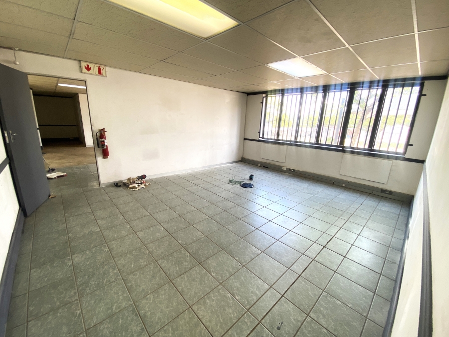 To Let commercial Property for Rent in Randjespark Gauteng