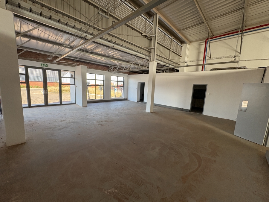 To Let commercial Property for Rent in Glen Marais Gauteng