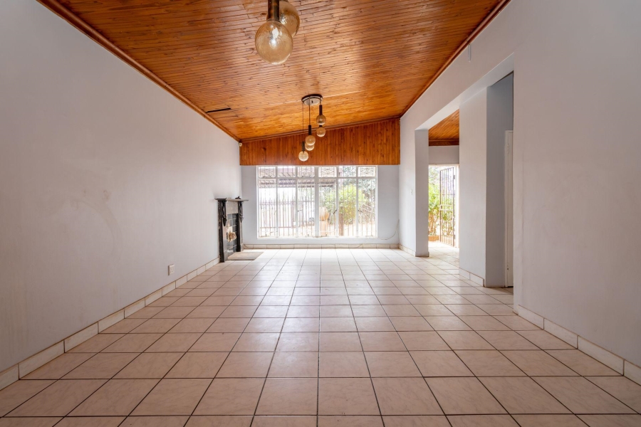 4 Bedroom Property for Sale in Rensburg Gauteng