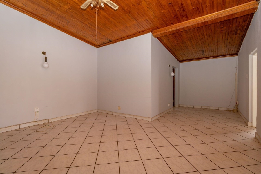 4 Bedroom Property for Sale in Rensburg Gauteng