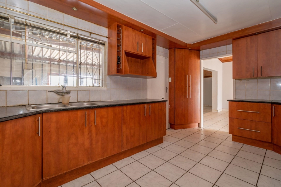 4 Bedroom Property for Sale in Rensburg Gauteng