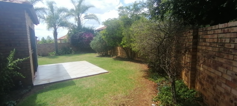 To Let 3 Bedroom Property for Rent in Wilgeheuwel Gauteng
