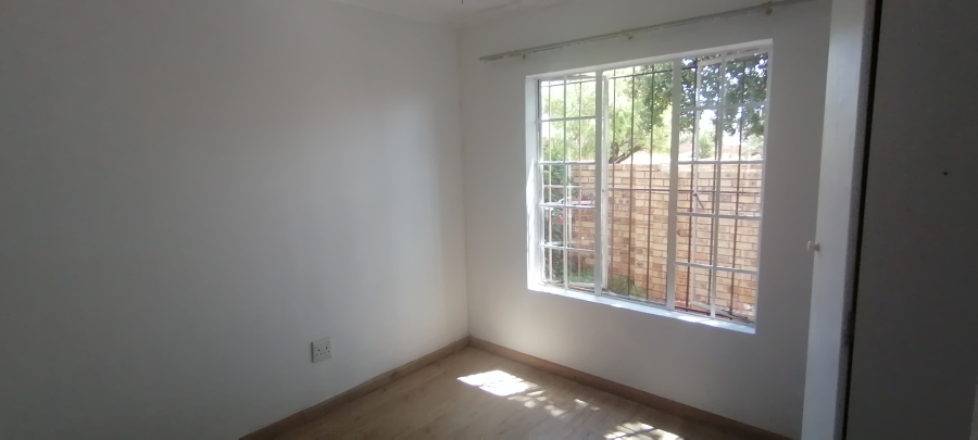 To Let 3 Bedroom Property for Rent in Wilgeheuwel Gauteng