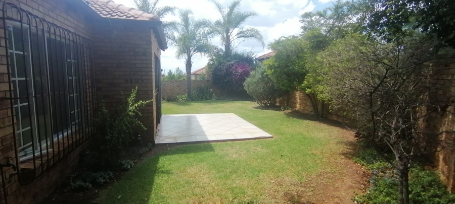 To Let 3 Bedroom Property for Rent in Wilgeheuwel Gauteng