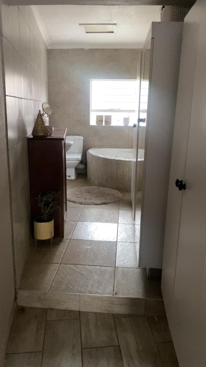 To Let 3 Bedroom Property for Rent in Noordheuwel Gauteng