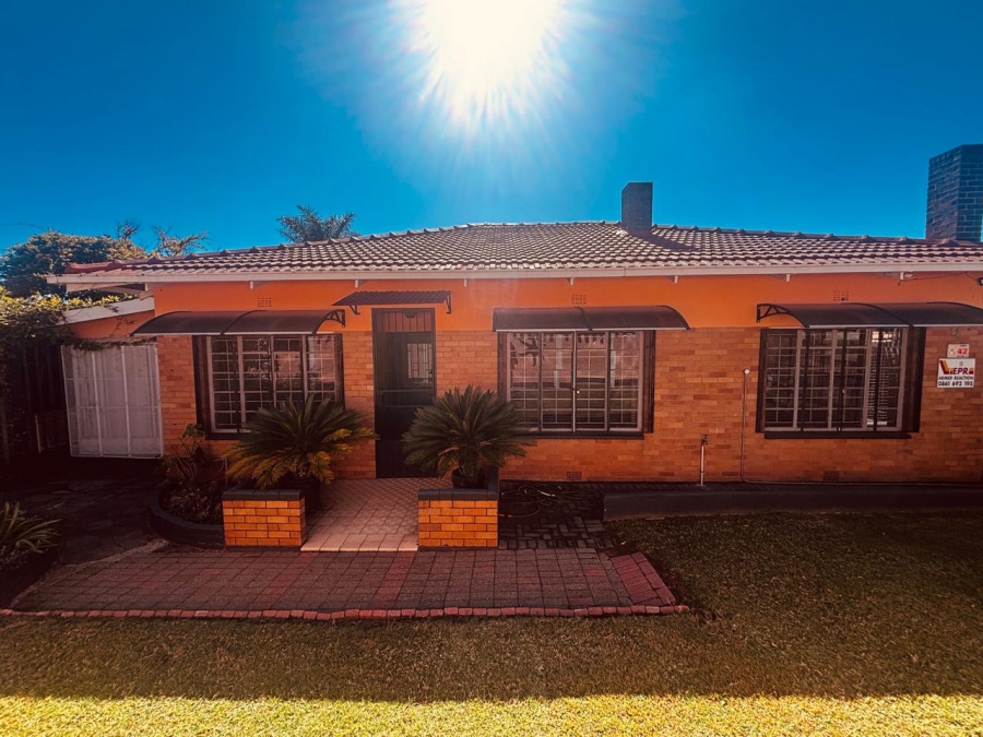 3 Bedroom Property for Sale in Wentworth Park Gauteng