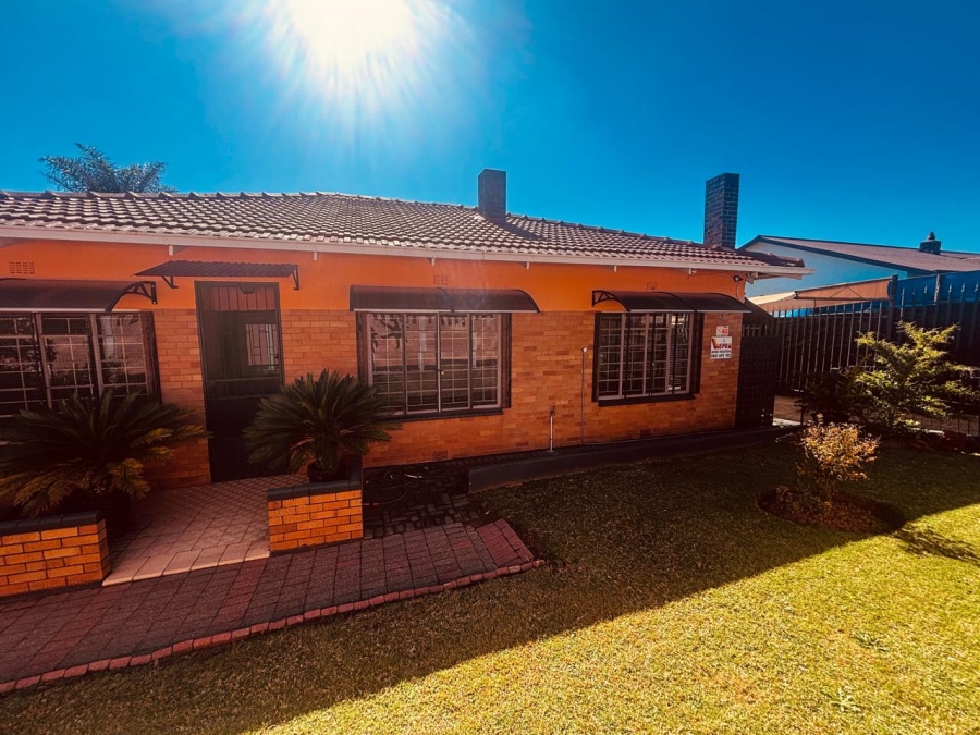 3 Bedroom Property for Sale in Wentworth Park Gauteng