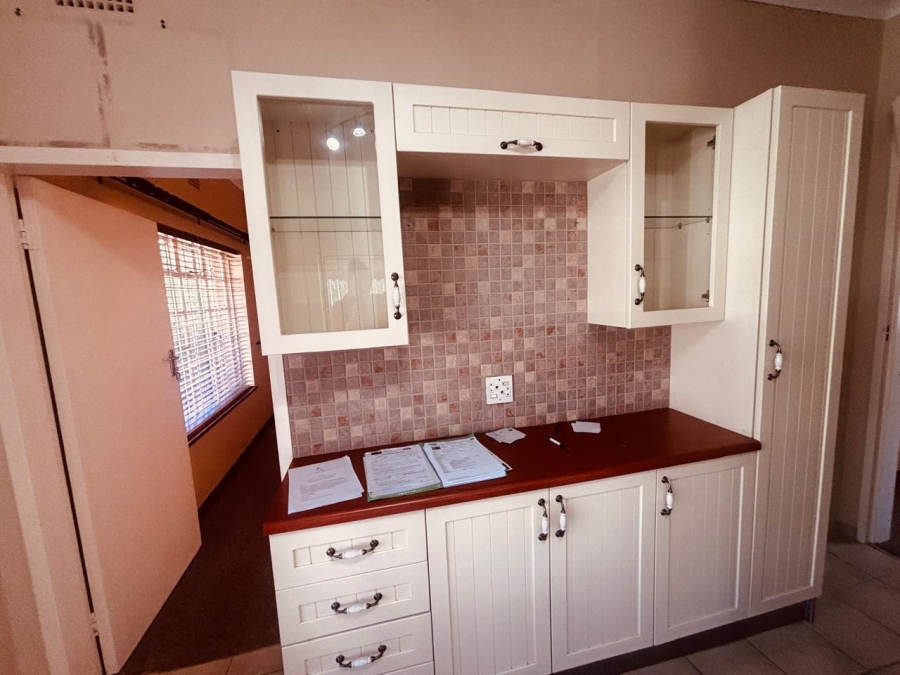 3 Bedroom Property for Sale in Wentworth Park Gauteng