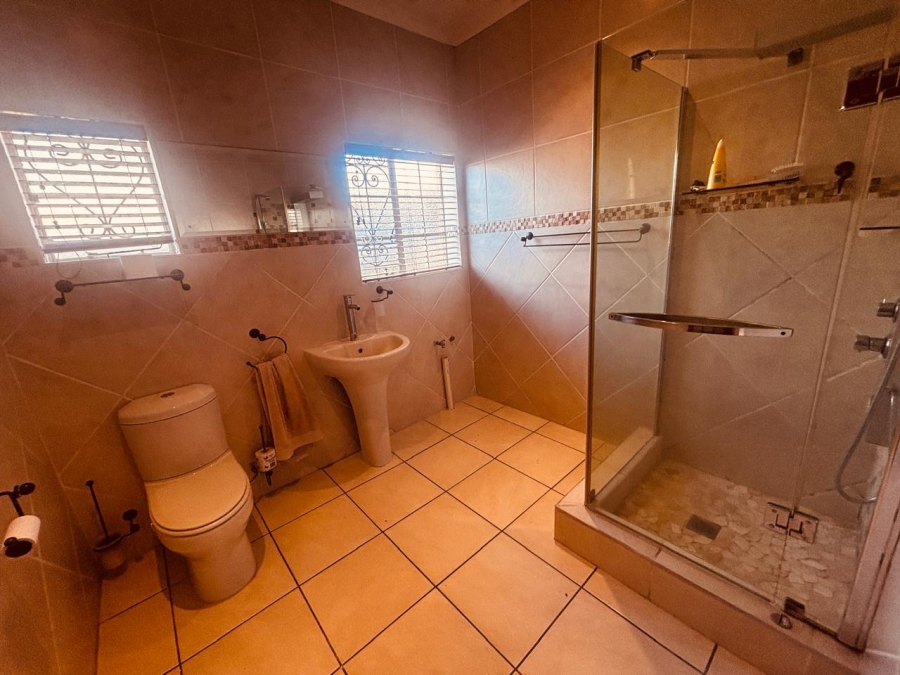 3 Bedroom Property for Sale in Wentworth Park Gauteng