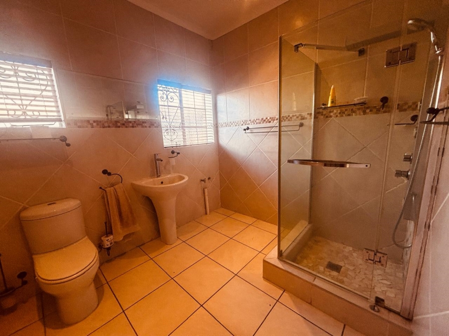 3 Bedroom Property for Sale in Wentworth Park Gauteng