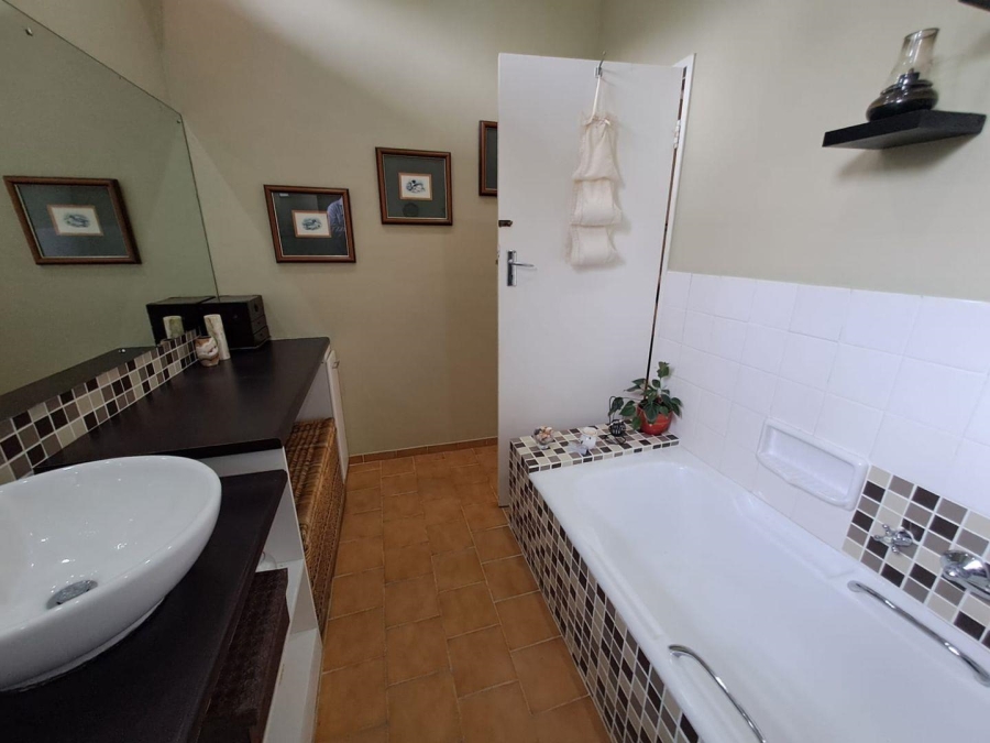 4 Bedroom Property for Sale in Northcliff Gauteng